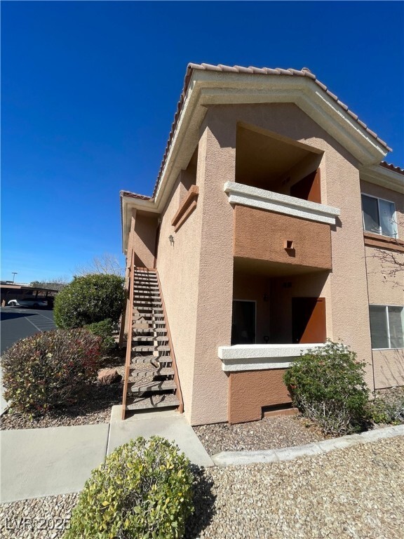 property at 1050 E Cactus Ave