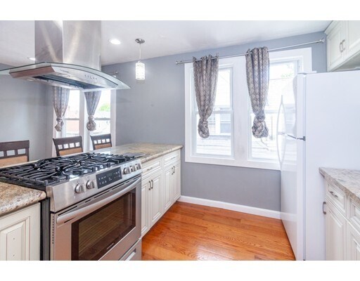 35 Lonsdale St-Unit -3 in Boston, MA - Building Photo - Building Photo