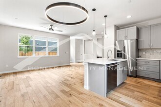 402 W William St in Superior, CO - Building Photo - Building Photo