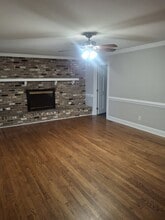211 Barrington Dr in Tarboro, NC - Building Photo - Building Photo
