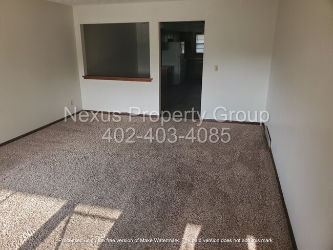 7434 Pasadena Cir in Omaha, NE - Building Photo - Building Photo