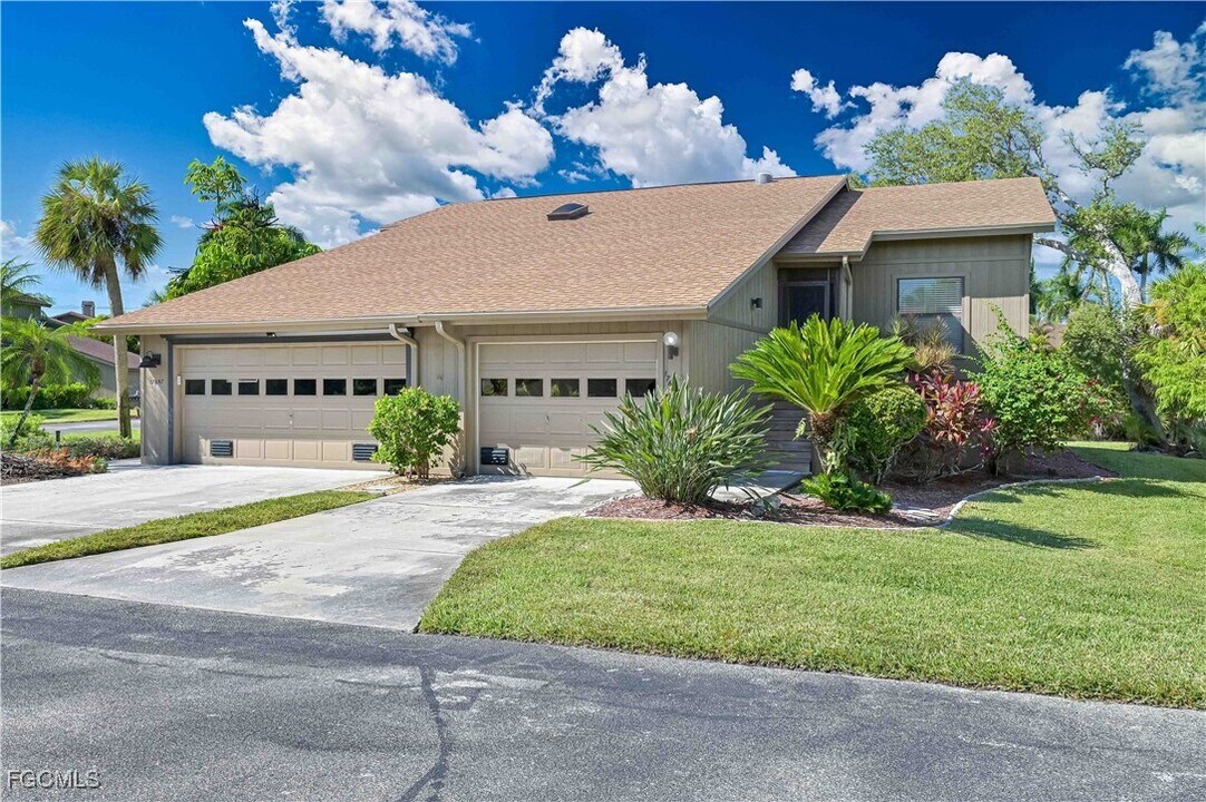 17655 Village Inlet Ct in Ft. Myers, FL - Building Photo