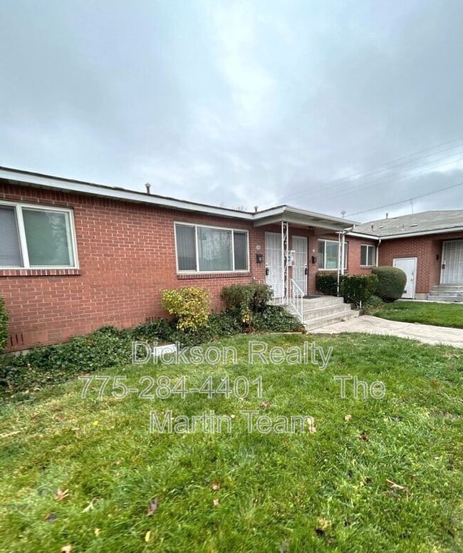 240 18th St in Sparks, NV - Building Photo - Building Photo