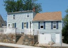 118 Providence St in West Warwick, RI - Building Photo