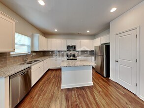 356 Winston Cir in Canton, GA - Building Photo - Building Photo