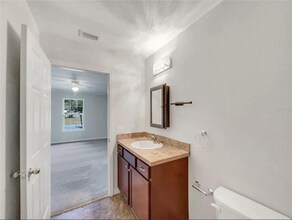 1304 E Carolina Ave in DeLand, FL - Foto de edificio - Building Photo