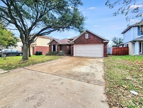 13901 Randalstone Dr in Pflugerville, TX - Building Photo - Building Photo