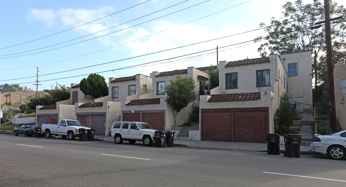 619-625 1/2 W Avenue 28 in Los Angeles, CA - Building Photo