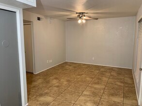 11350 W Tennessee Ave in Youngtown, AZ - Building Photo - Building Photo