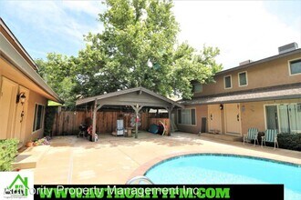 915 West St in Redding, CA - Building Photo - Building Photo