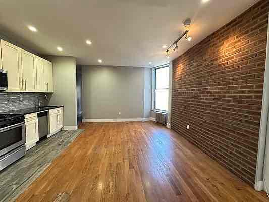 661 W 180th St in New York, NY - Building Photo