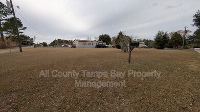 3753 Oakwood Dr in Wesley Chapel, FL - Building Photo - Building Photo