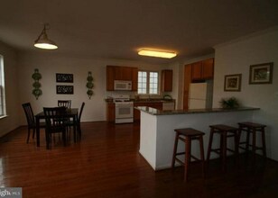 18107 Coachmans Rd in Germantown, MD - Building Photo - Building Photo