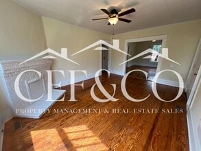 2446 Wallace Ave in Spartanburg, SC - Building Photo - Building Photo