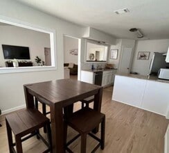 11405 Morning Glory Trail in Austin, TX - Foto de edificio - Building Photo