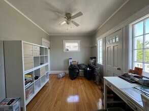1138 Massachusetts Ave in Arlington, MA - Building Photo - Building Photo