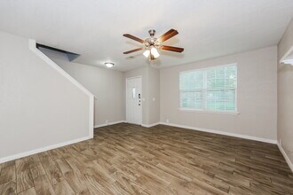 1820 Berkley Dr in Glenn Heights, TX - Building Photo - Building Photo