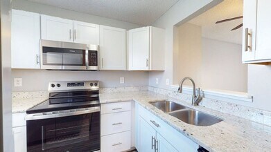 1778 Ridgebury Dr in Hilliard, OH - Building Photo - Building Photo