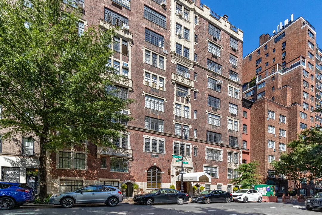 44 Gramercy Park N in New York, NY - Foto de edificio