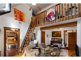 2108 24th Ave S in Minneapolis, MN - Building Photo