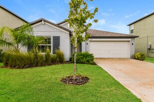 4218 84th Ct E in Palmetto, FL - Building Photo