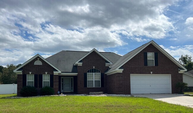 property at 174 Shady Hill Cir