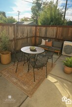 528-534 3rd St W in Sonoma, CA - Foto de edificio - Building Photo