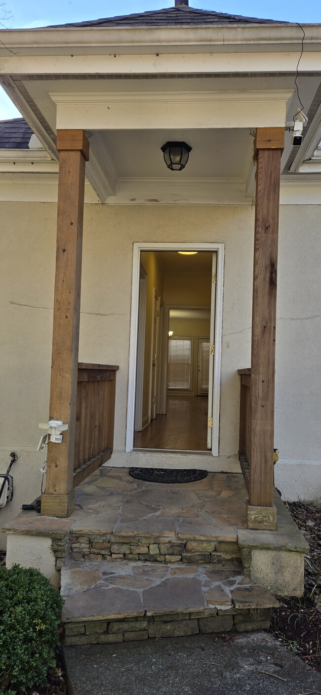 5135 Cobblestone Way NW in Lilburn, GA - Building Photo - Building Photo