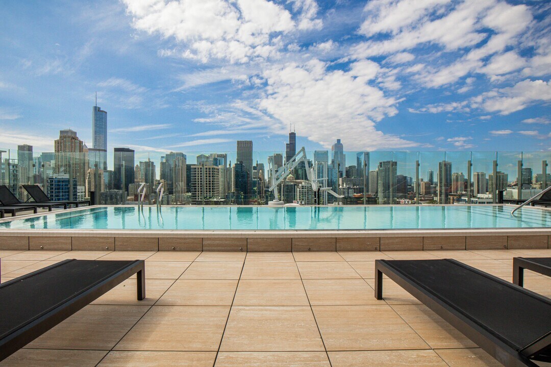868 N. Wells in Chicago, IL - Foto de edificio