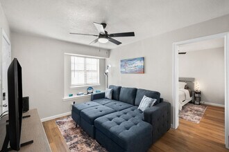 1700 Crestpoint Dr in Arlington, TX - Building Photo - Building Photo