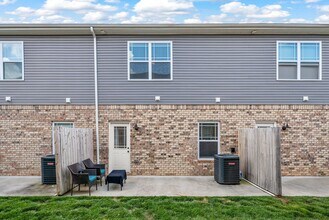 345 Fallow Cir in Clarksville, TN - Building Photo - Building Photo