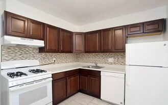 Woodcrest Village in Fairless Hills, PA - Building Photo