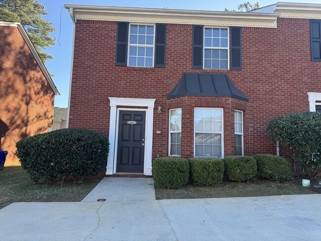 property at 5663 Windfall Ln