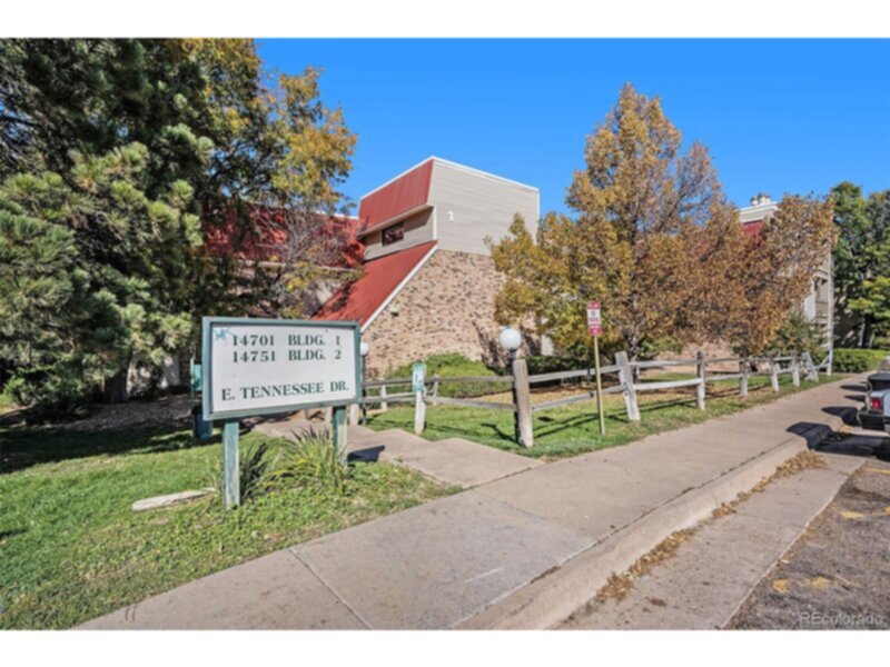 14701 E Tennessee Dr in Aurora, CO - Building Photo