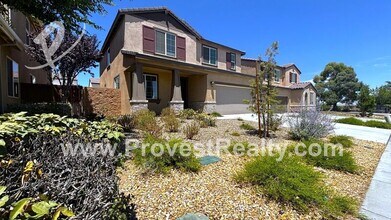 10258 Tamarisk Ave in Hesperia, CA - Building Photo - Building Photo