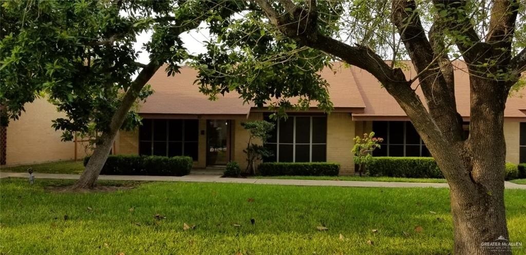 901 E Dallas Ave in McAllen, TX - Building Photo