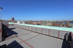 466 Commonwealth Ave, Unit 401 in Boston, MA - Building Photo