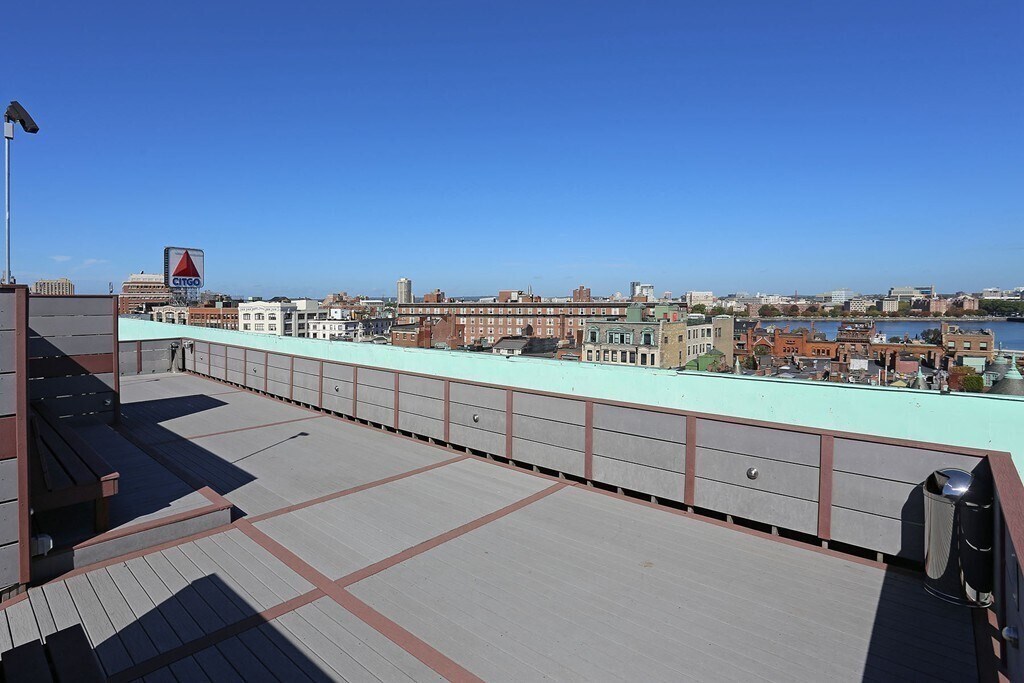 466 Commonwealth Ave, Unit 401 in Boston, MA - Building Photo