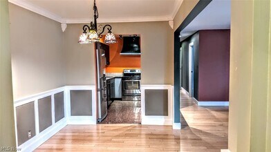 25 Trenton Square in Euclid, OH - Building Photo - Building Photo