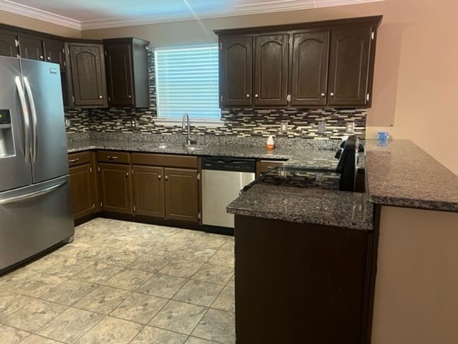 5578 Sarah Dr in Ooltewah, TN - Building Photo - Building Photo