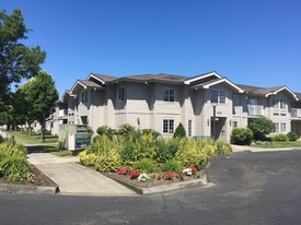 Cascade House at Hope Village Apartamentos