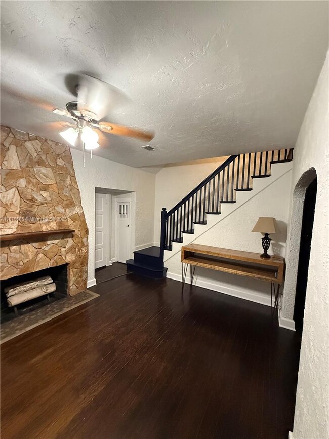 property at 3113 SW 14th St