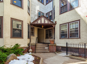 11 Story St, Unit 13 #6 in Cambridge, MA - Building Photo - Building Photo