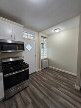 4831 W Roscoe St in Chicago, IL - Building Photo - Building Photo