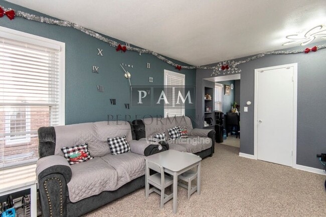 3878 S Brust Ave in Milwaukee, WI - Building Photo - Building Photo