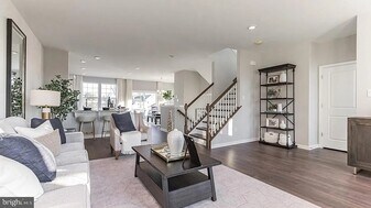 48 Autumn Park Dr in Medford, NJ - Building Photo