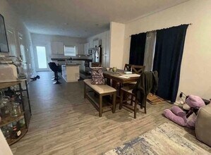 414 Douglas St in Akron, OH - Building Photo - Building Photo