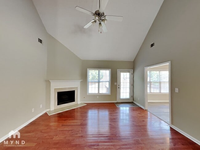 225 Shiver Blvd in Covington, GA - Building Photo - Building Photo