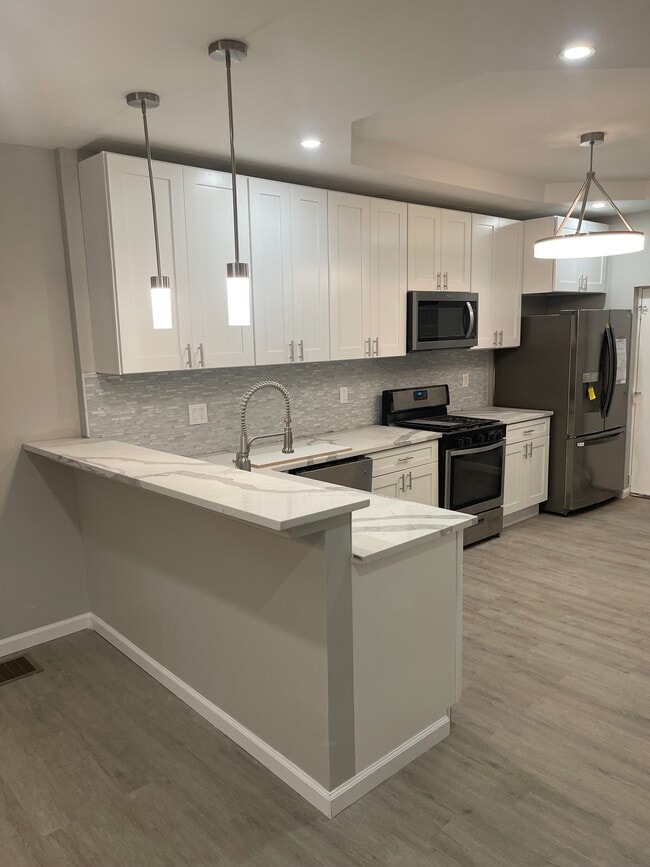 property at 1661 N Redfield St