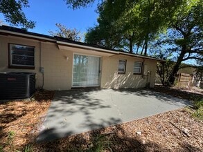 4566 Chateau Rd in Orlando, FL - Building Photo - Building Photo